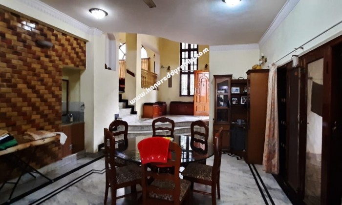 11 BHK Independent House for Sale in Koramangala